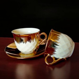 طقم فناجين 12 قطعة مدهب معينات NO.WK25